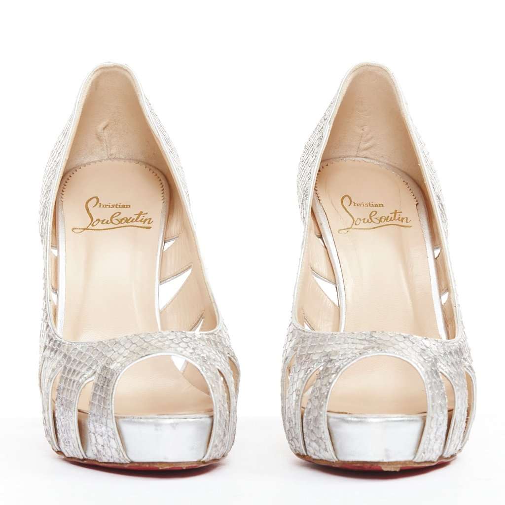 Christian Louboutin Fontanete Silver Leather Good condition - Inside View