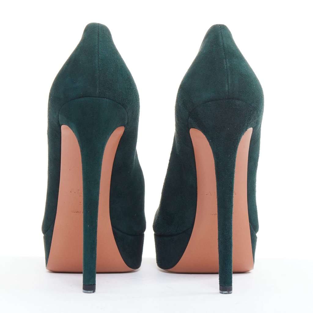 Alaïa Green Suede Heels Green Suede Very good condition - Box View