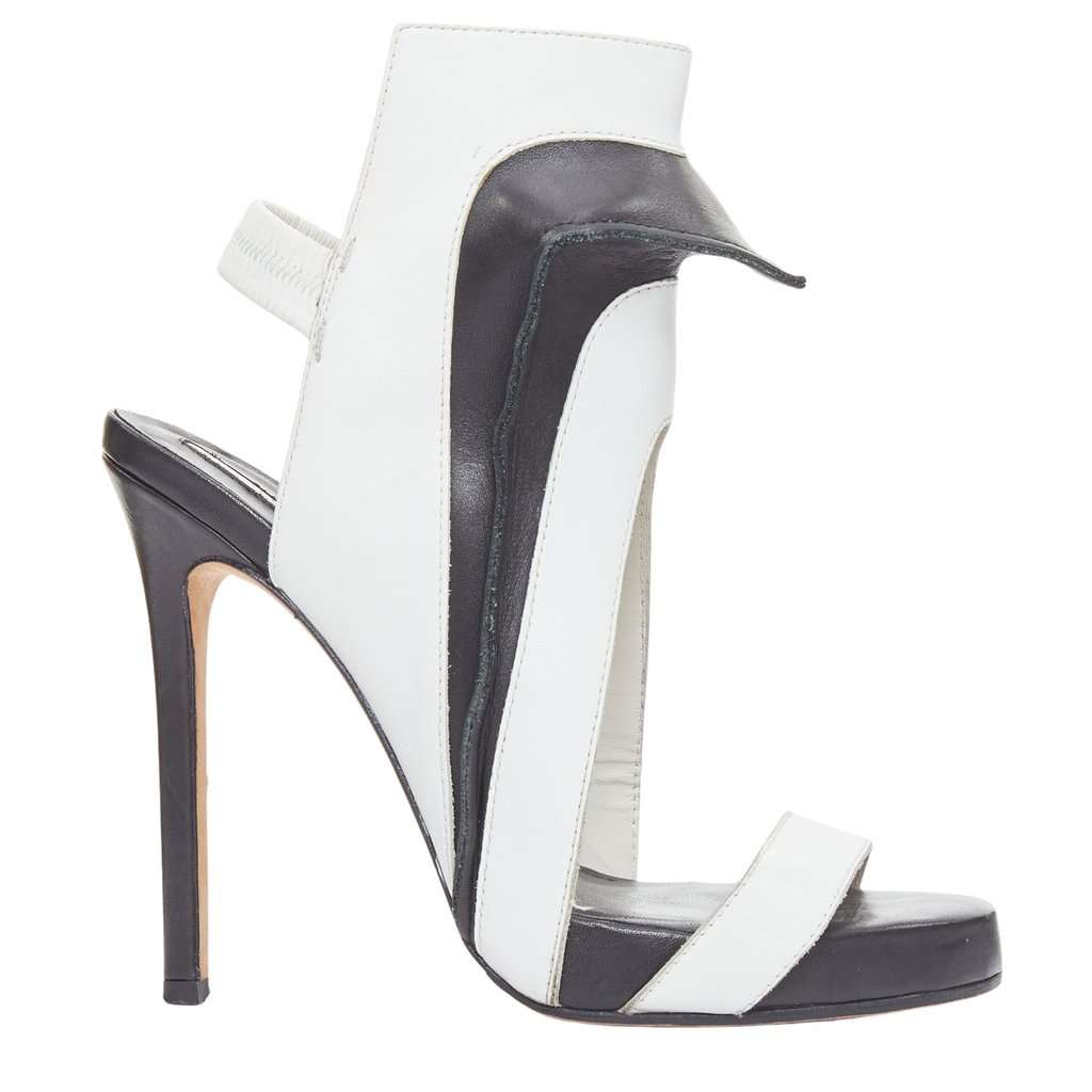 Camilla Skovgaard Ridged Cutout Sandals Black Leather Very good condition - Front View