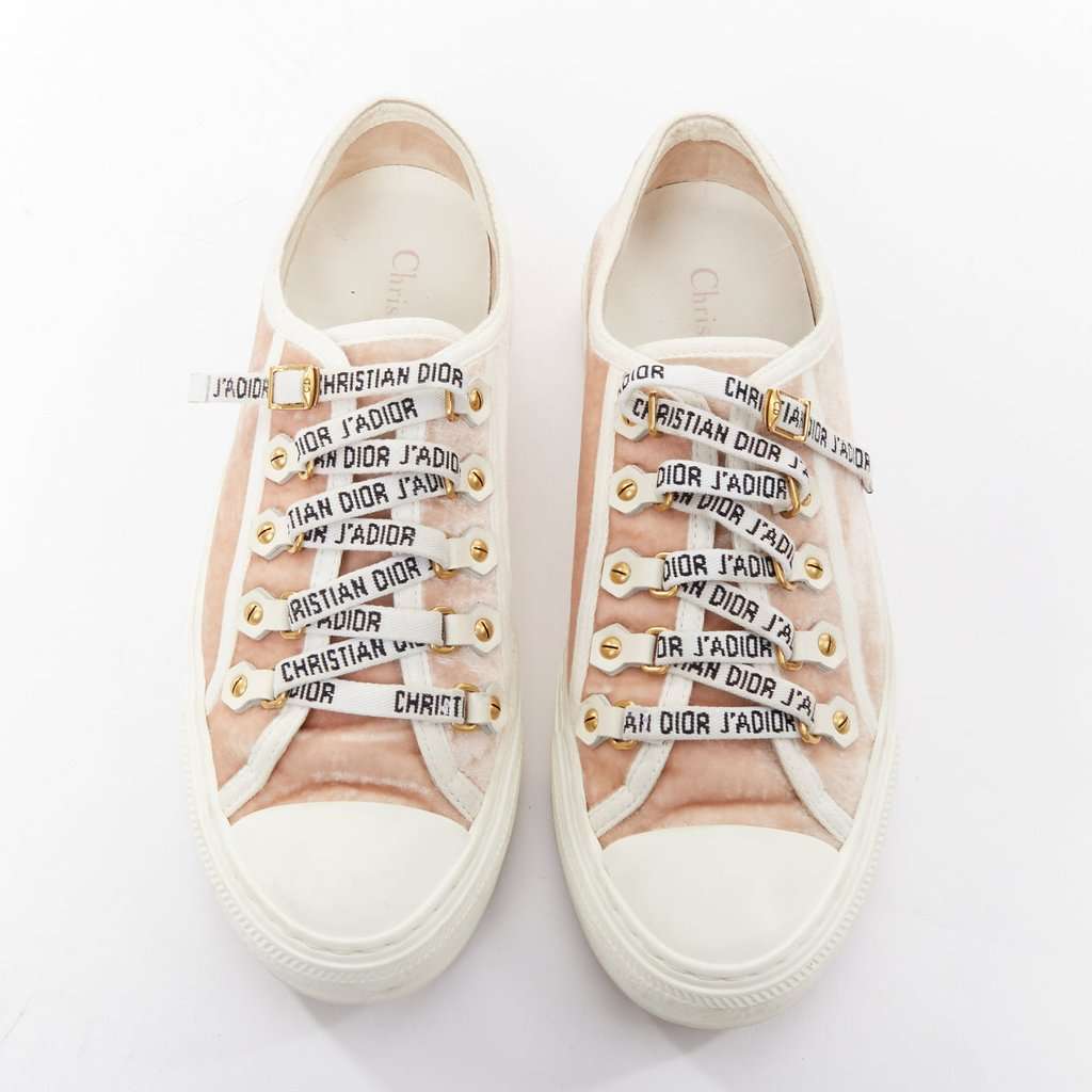 Dior WalknDior Pink Velvet Good condition - Model View
