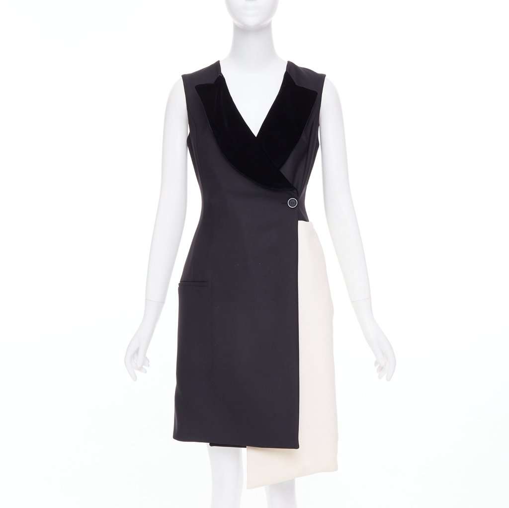 Dior Black Wool Dress Black Wool Very good condition - Front View