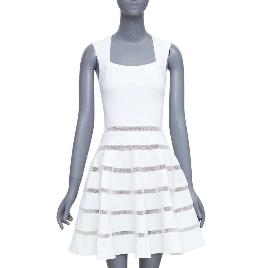 Alaïa Ecru Viscose Dress Ecru Viscose Very good condition - Front View