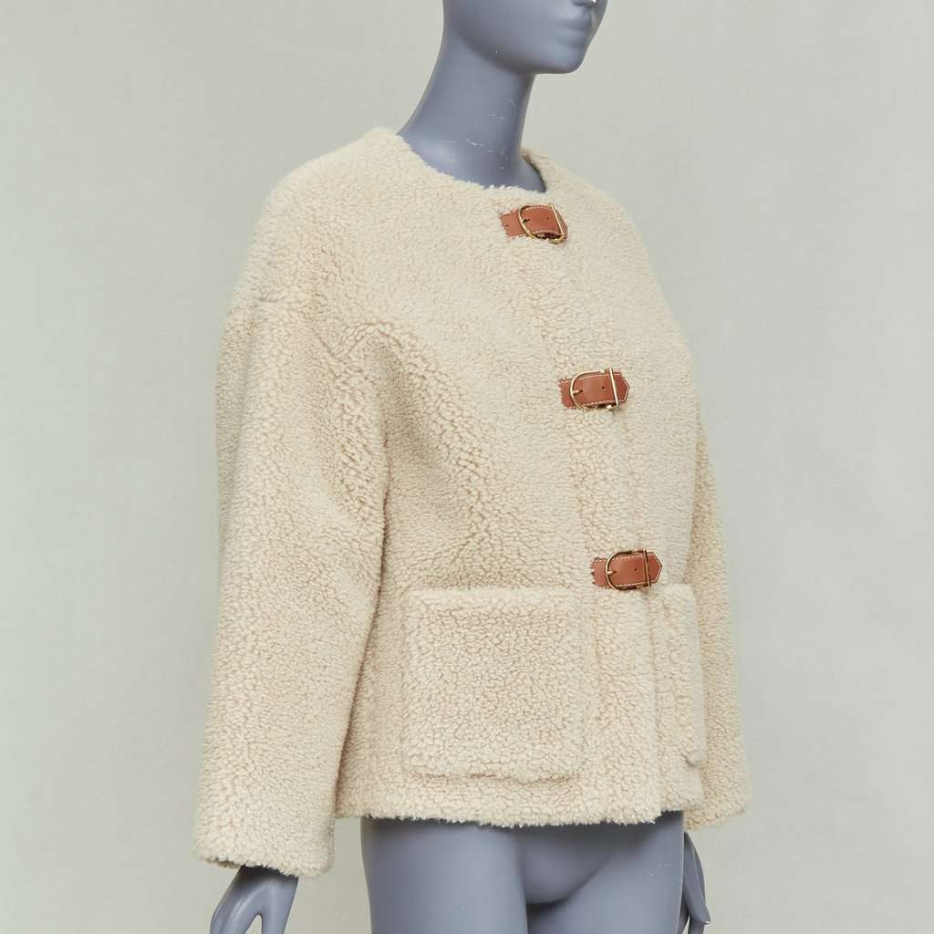 Celine Ecru Cashmere Coat Ecru Cashmere Never worn, with tag - Model View