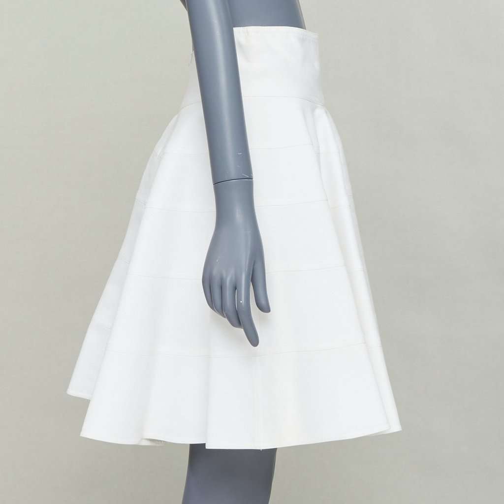 Alaïa Ecru Cotton Skirt Ecru Cotton Very good condition - Model View