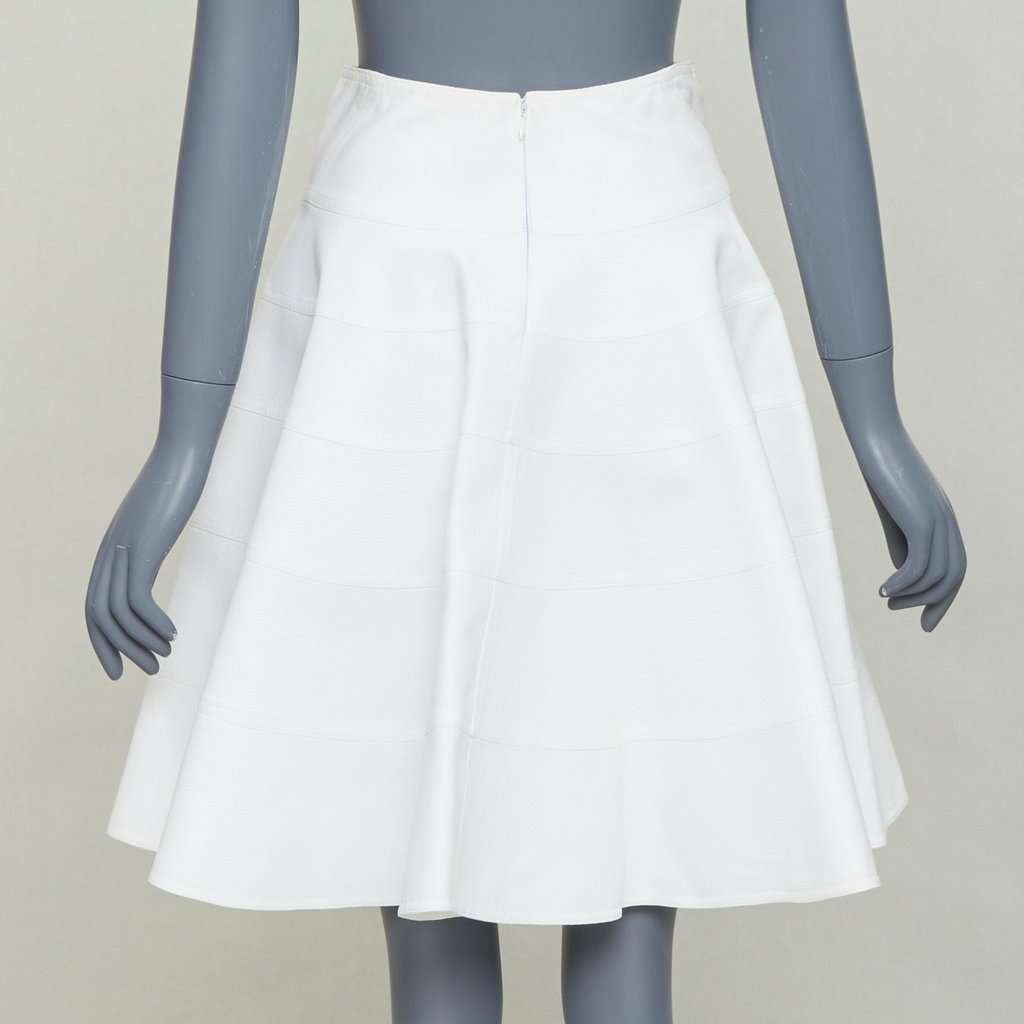Alaïa Ecru Cotton Skirt Ecru Cotton Very good condition - Box View