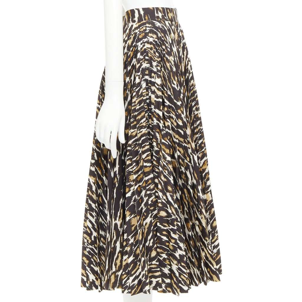 Calvin Klein Brown Polyester Skirt Brown Polyester Very good condition - Model View