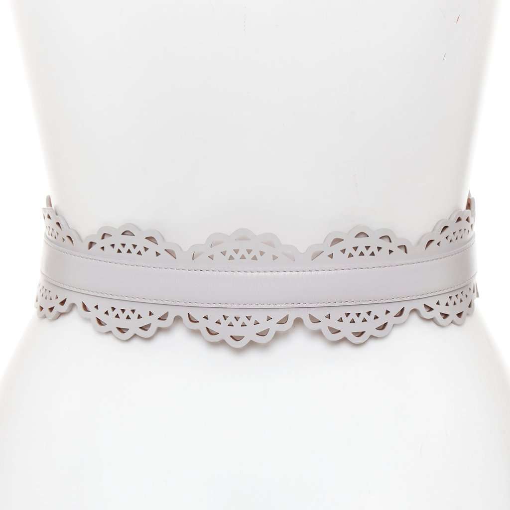 Alaïa Grey Leather Belt Grey Leather Very good condition - Model View