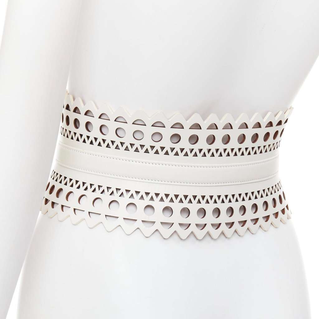 Alaïa White Leather Belt White Leather Very good condition - Box View