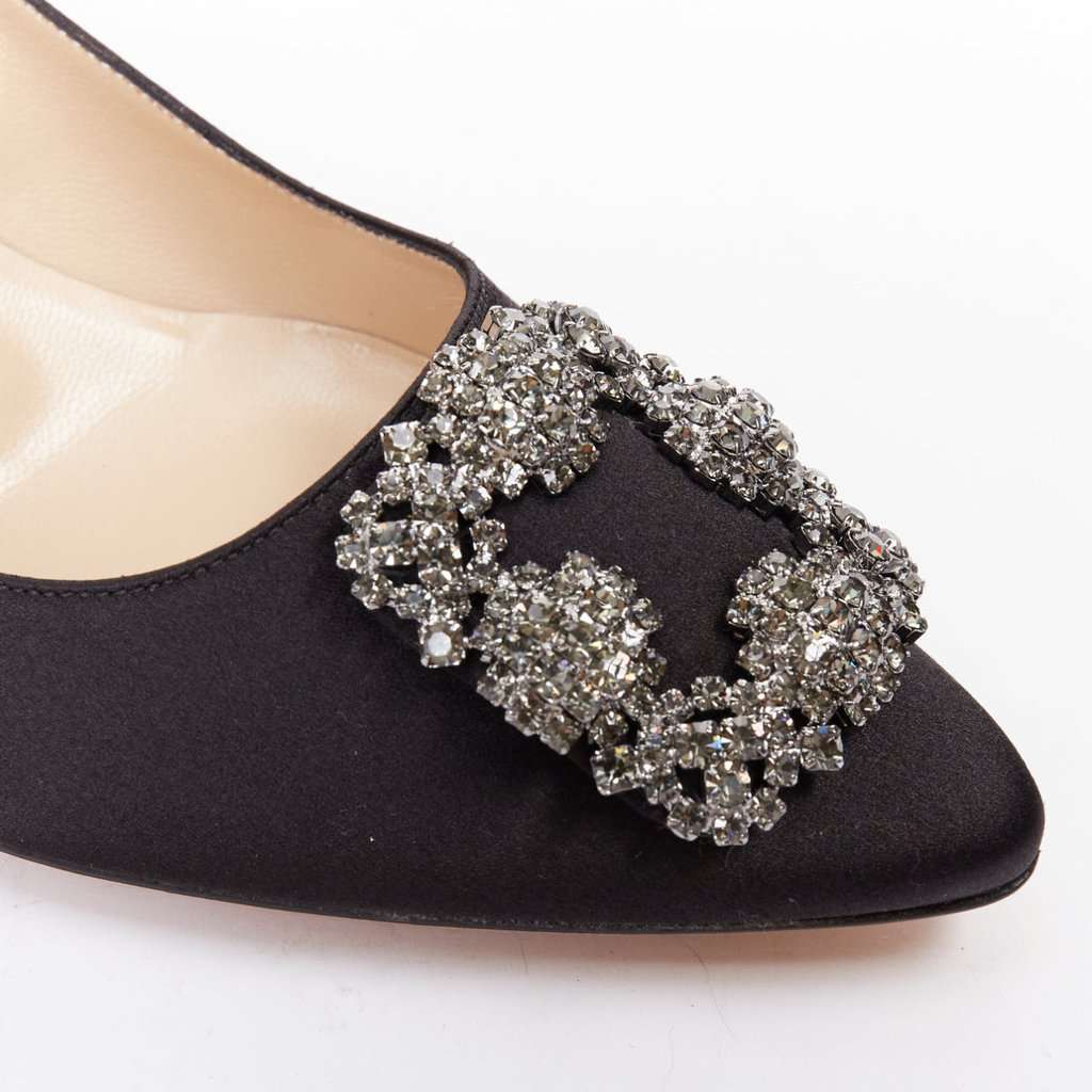 Manolo Blahnik Hangisi 70 Black Silk Very good condition - Back View