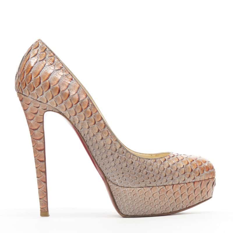 Christian Louboutin Scaled Platform Pumps Orange Leather Good condition - Front View