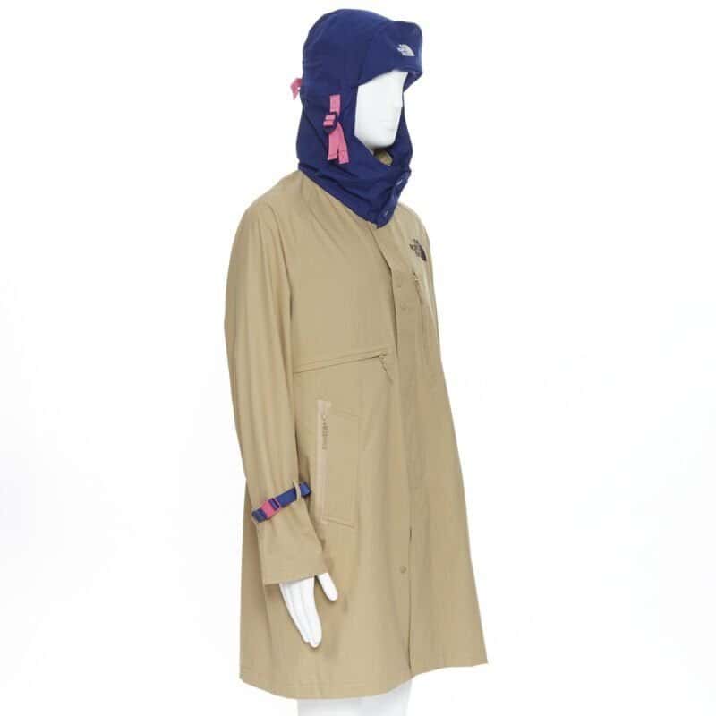 The North Face Tan Blue Raincoat Beige Polyester Never worn, with tag - Front View