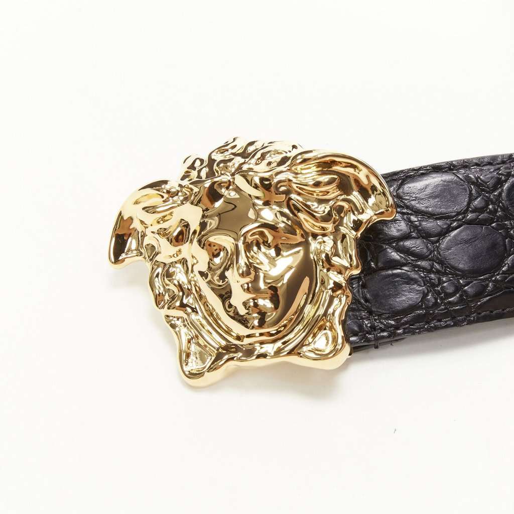 Versace DCU4140 DFCG D41OH Black Leather Never worn, with tag - Box View