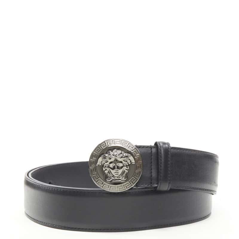Versace Gold Chunky Chain Belt Black Leather Never worn - Front View