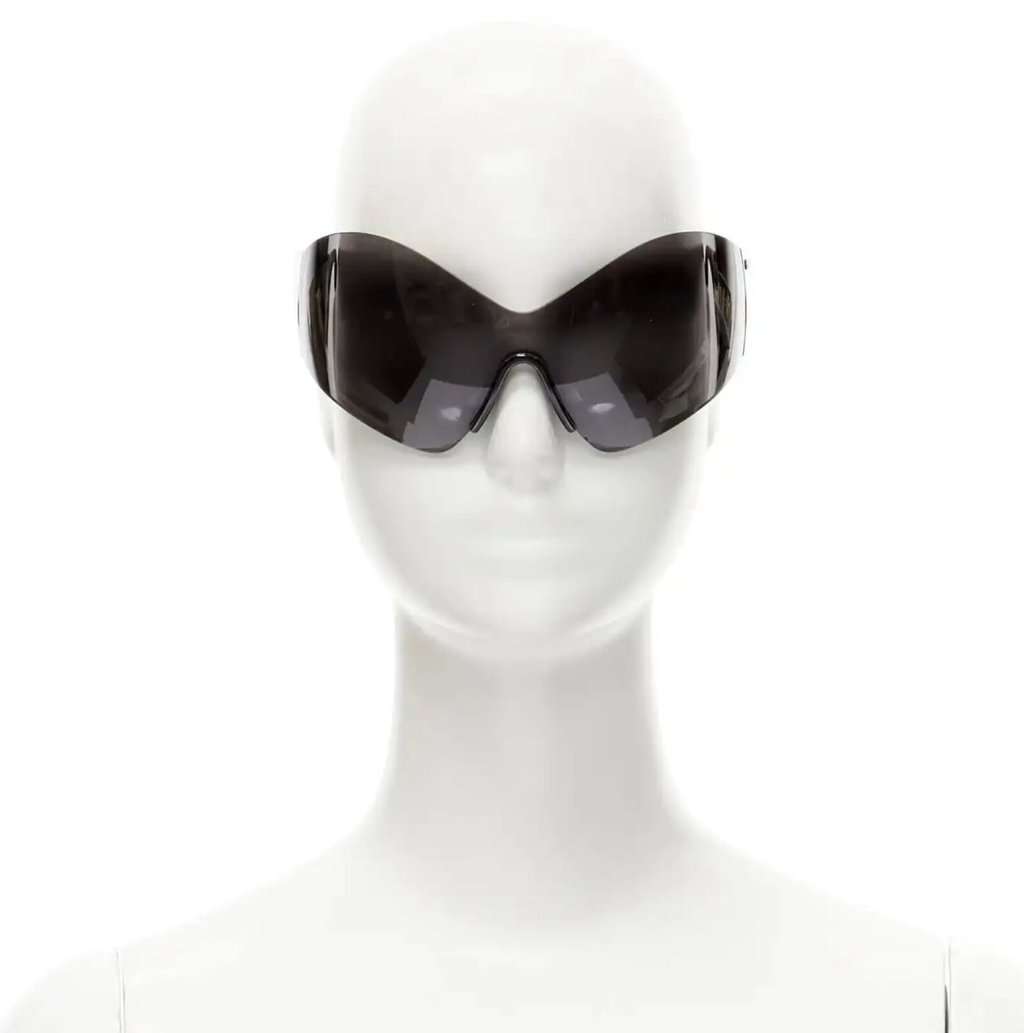 Balenciaga BB0180S-001 Black Plastic Never worn, with tag - Front View