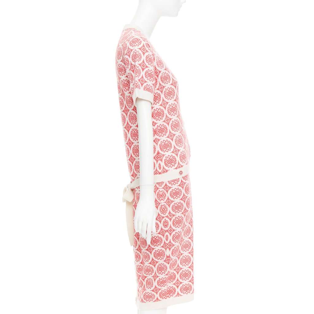 Chanel Red Cashmere Dress Red Cashmere Very good condition - Model View