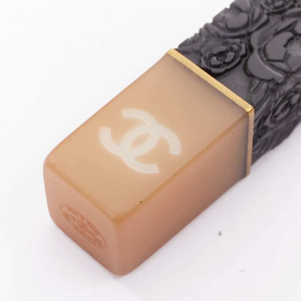 Chanel Beige Plastic Wallet Beige Plastic Very good condition - Model View