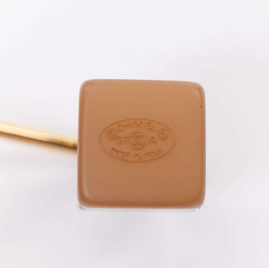 Chanel Beige Plastic Wallet Beige Plastic Very good condition - Box View