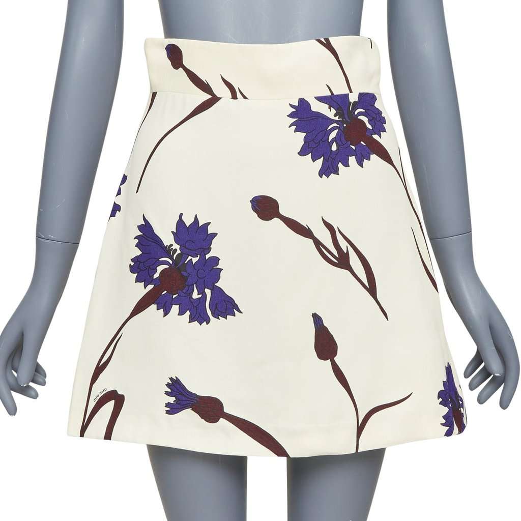 Miu Miu Ecru Viscose Skirt Ecru Viscose Very good condition - Front View