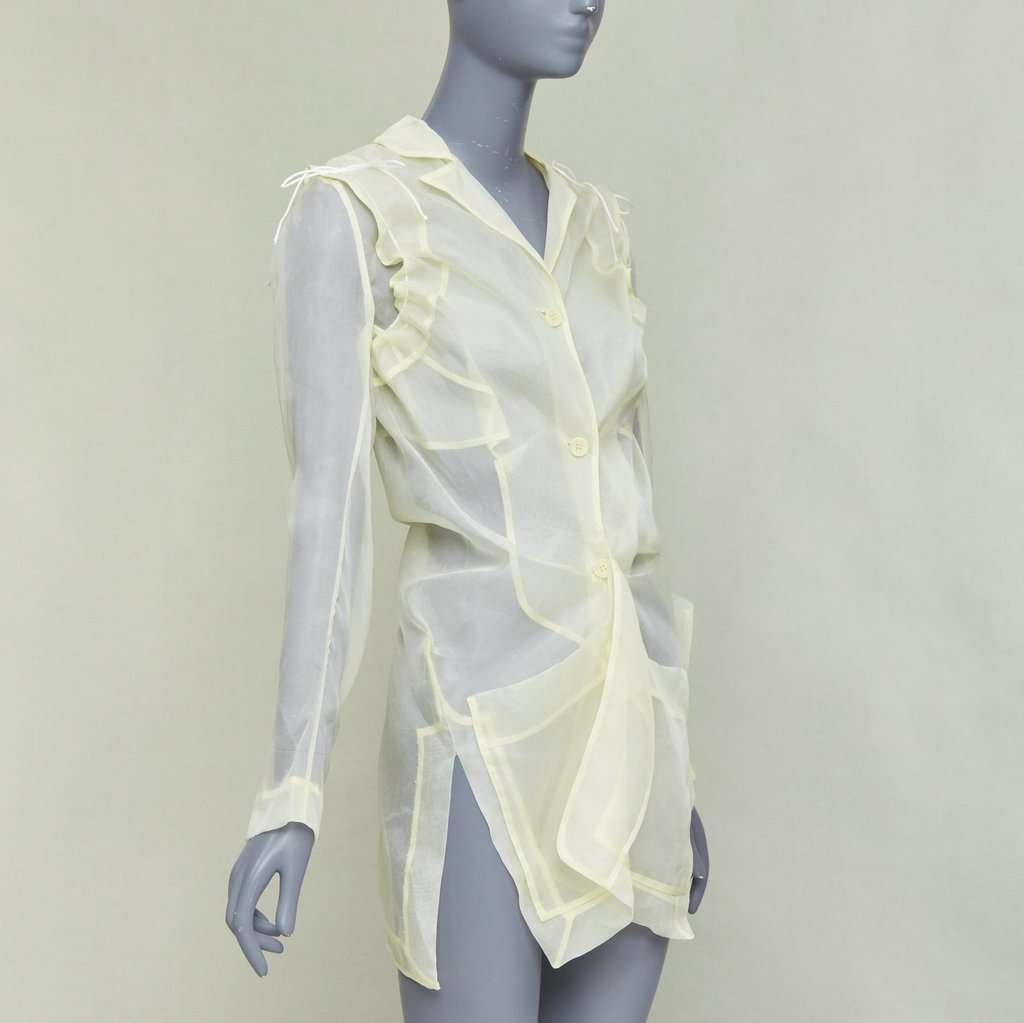 CecIlie Bahnsen Jaughna Yellow Silk Very good condition - Model View