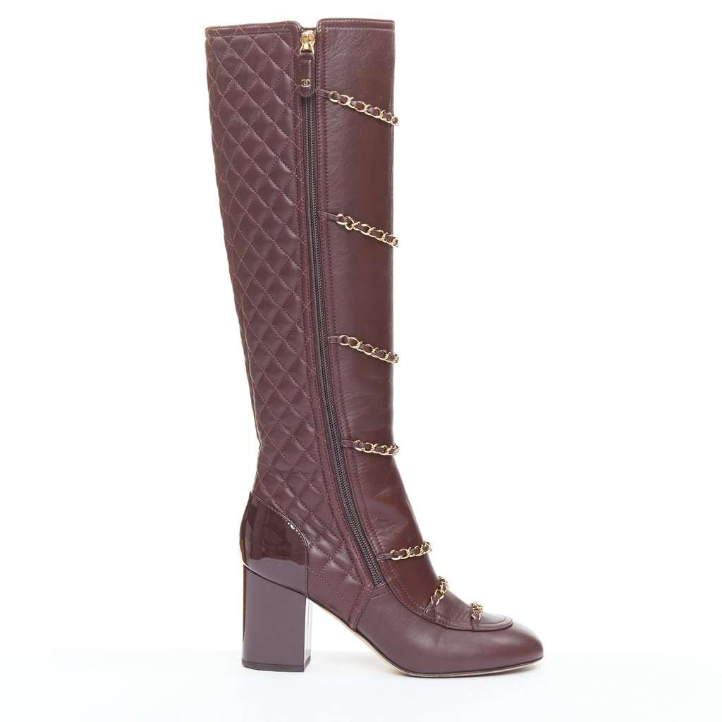 Chanel Burgundy Leather Boots Burgundy Leather Very good condition - Front View