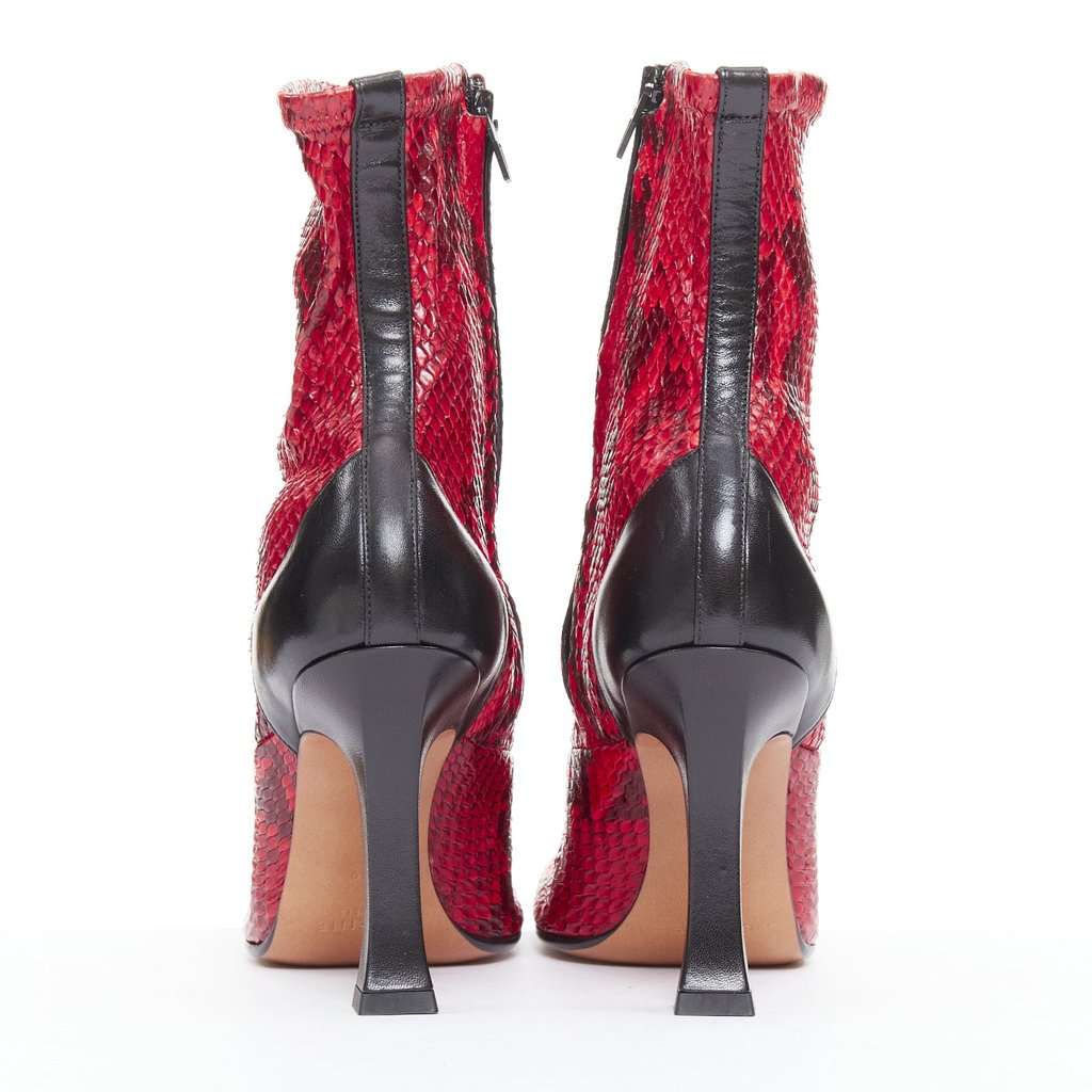 Celine Madame Flare Red Leather Very good condition - Box View