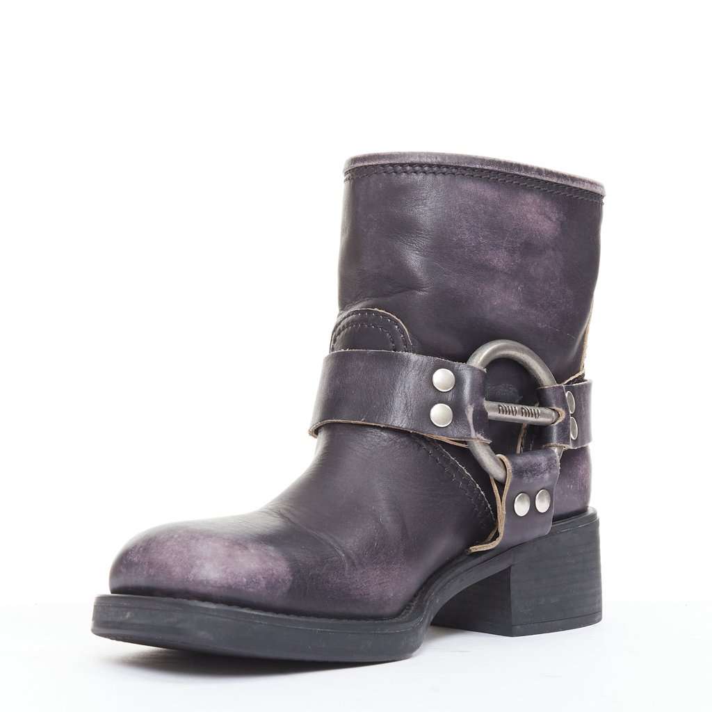 Miu Miu Black Leather Boots Black Leather Good condition - Model View