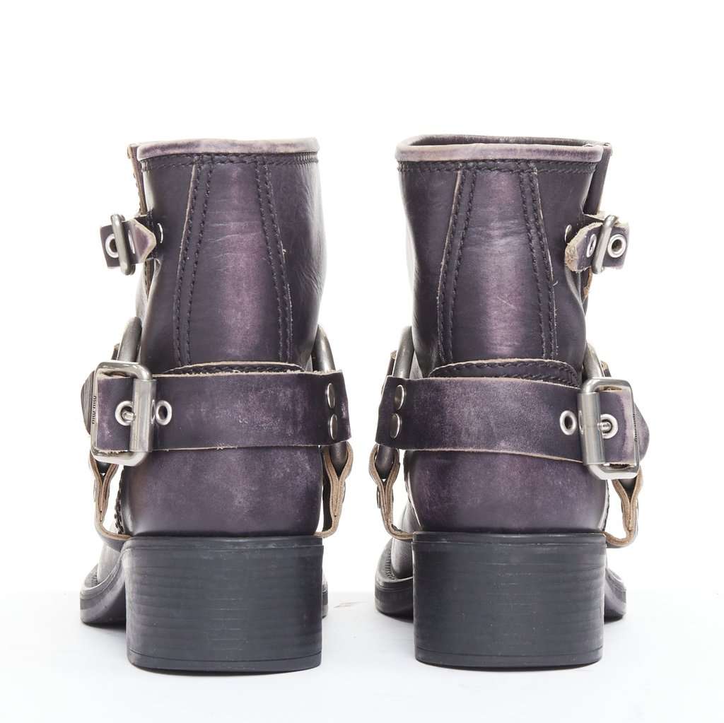 Miu Miu Black Leather Boots Black Leather Good condition - Box View