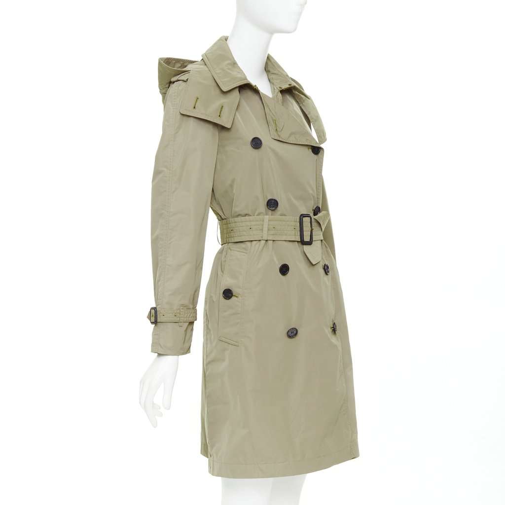 Burberry Beige Polyester Coat Beige Polyester Very good condition - Model View