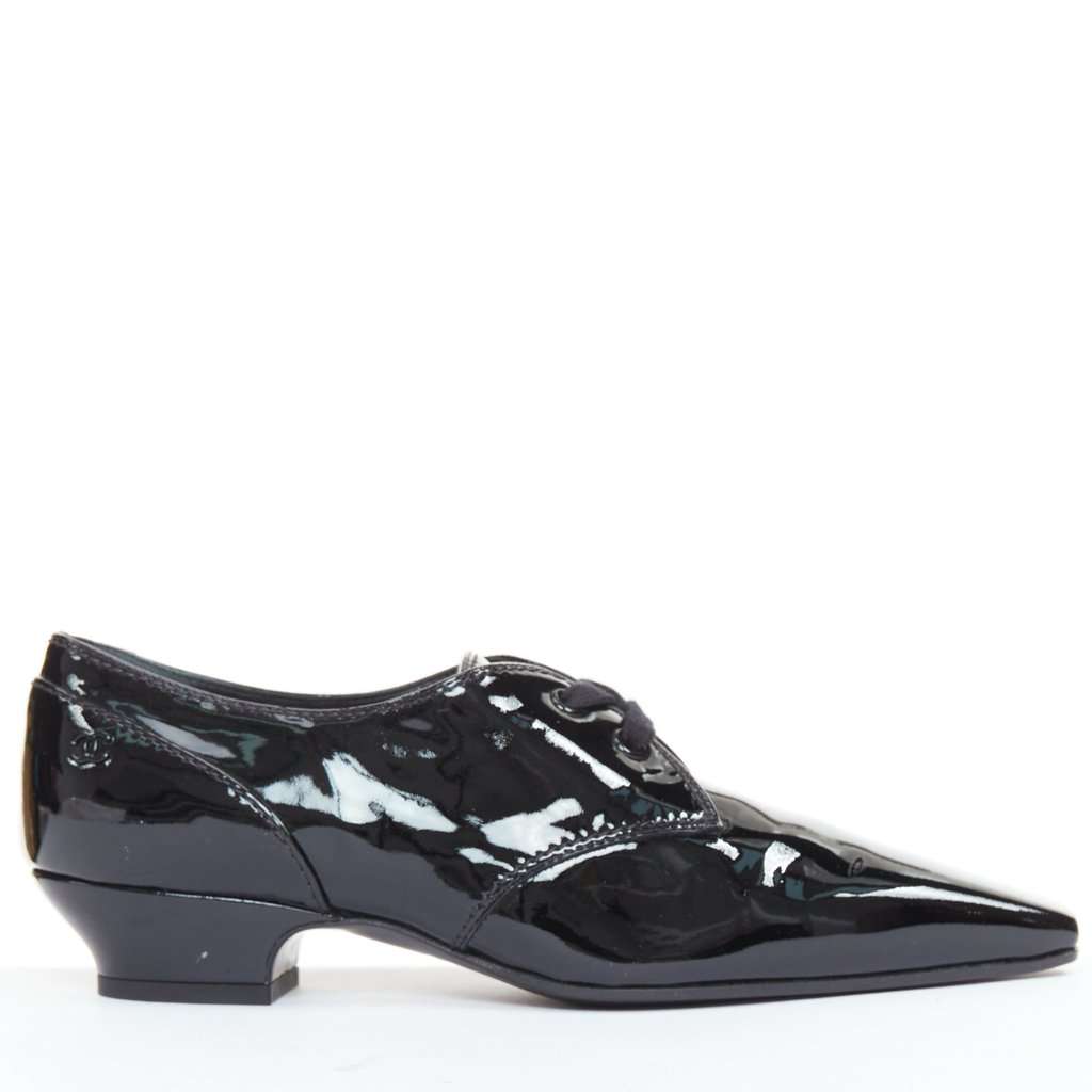 Chanel Black Leather Lace ups Black Leather Good condition - Front View