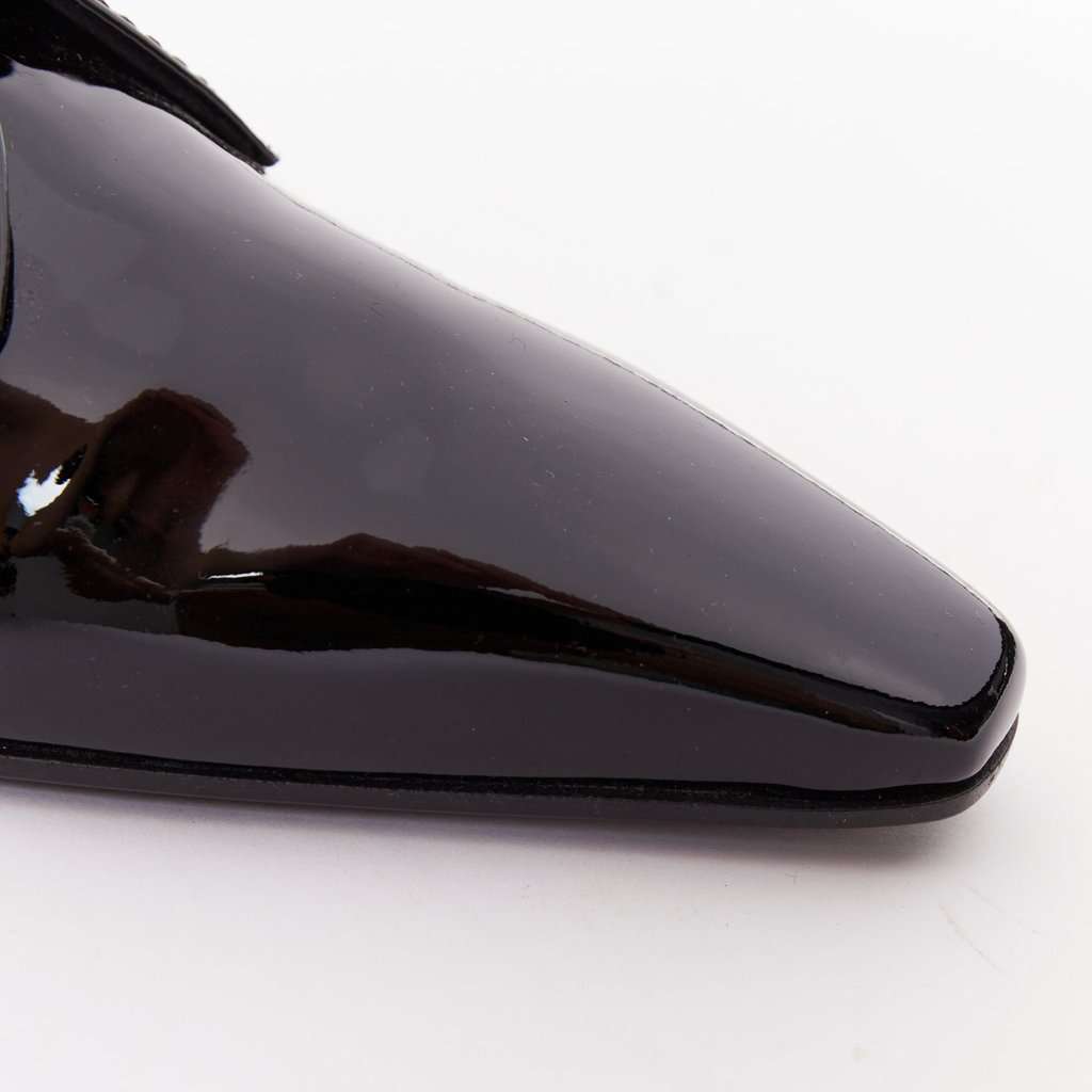 Chanel Black Leather Lace ups Black Leather Good condition - Back View