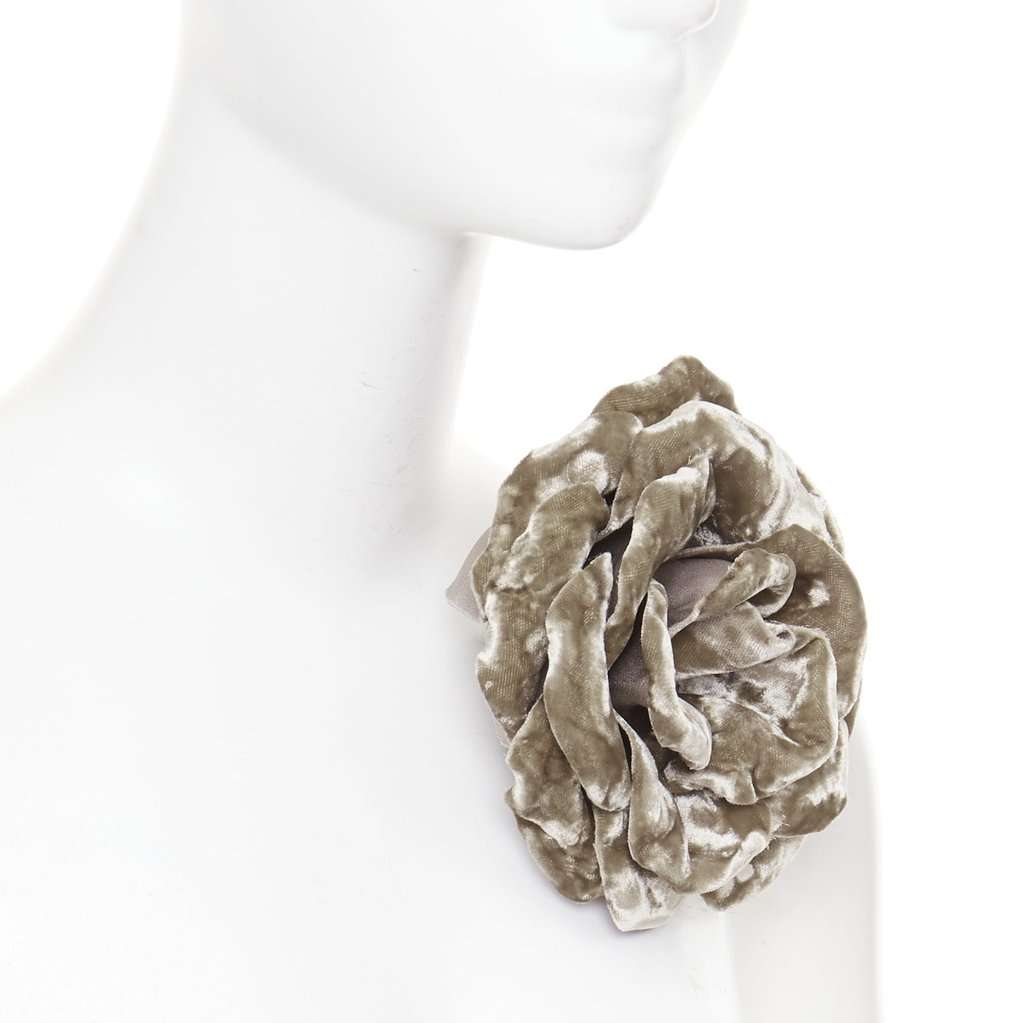 Saint Laurent Grey Pins & Brooch Grey Never worn - Back View