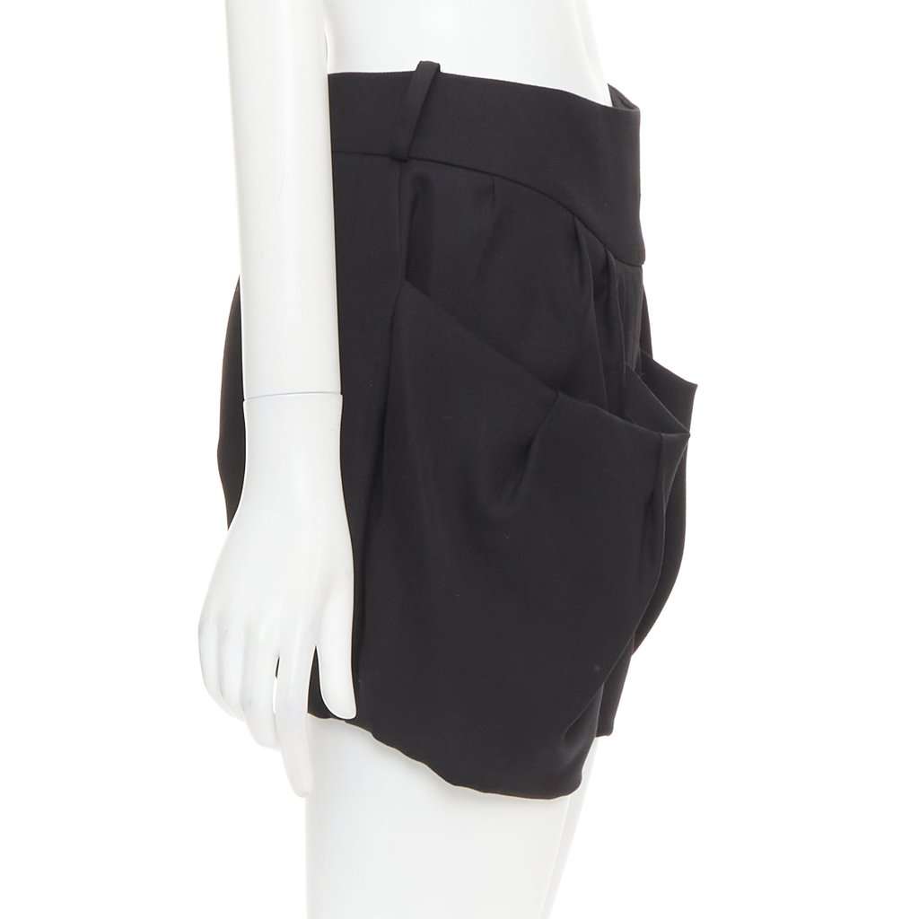 Alexandre Vauthier Black Shorts Black Very good condition - Model View