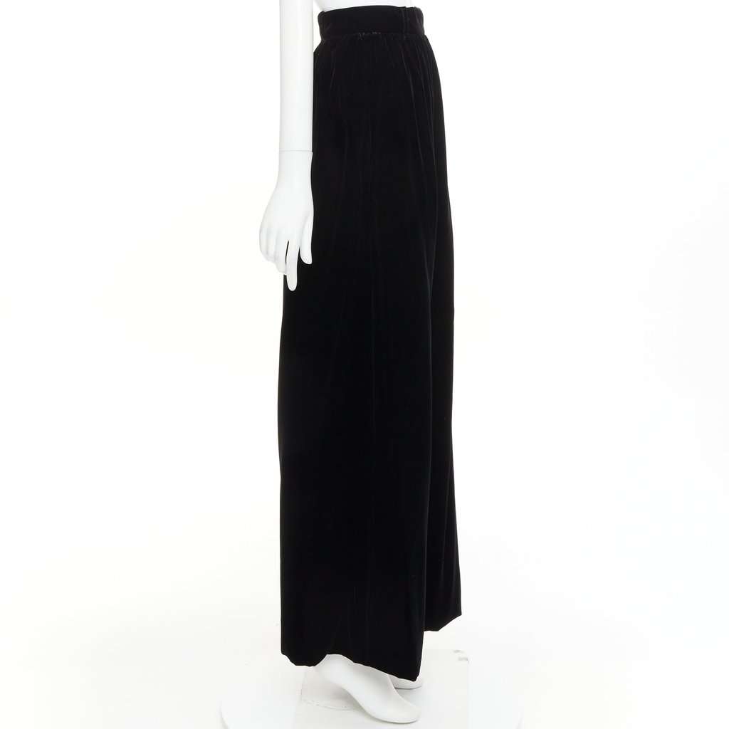 Alexandre Vauthier Black Velvet Skirt Black Velvet Very good condition - Model View