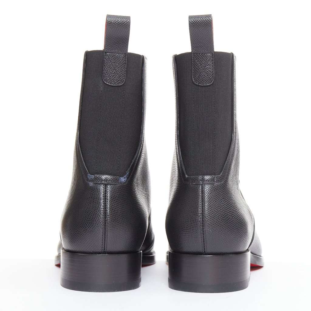 Christian Louboutin Boabi Chelsea Flat Calf Petit Grain Black Leather Never worn - Box View