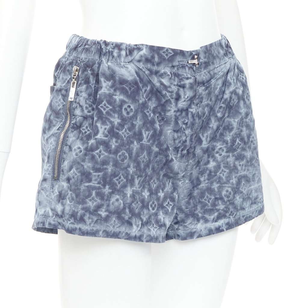 Louis Vuitton Blue Polyester Shorts Blue Polyester Very good condition - Inside View