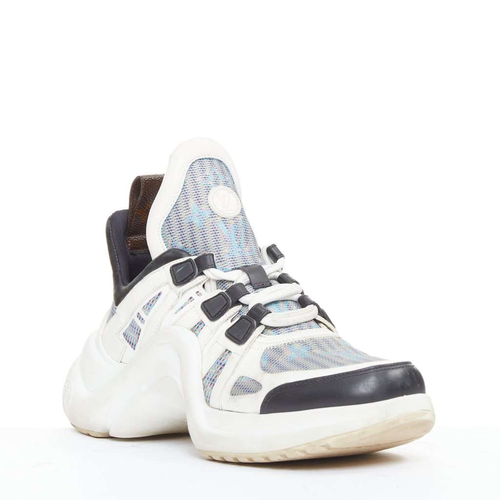Louis Vuitton Archlight White Leather Fair condition - Back View