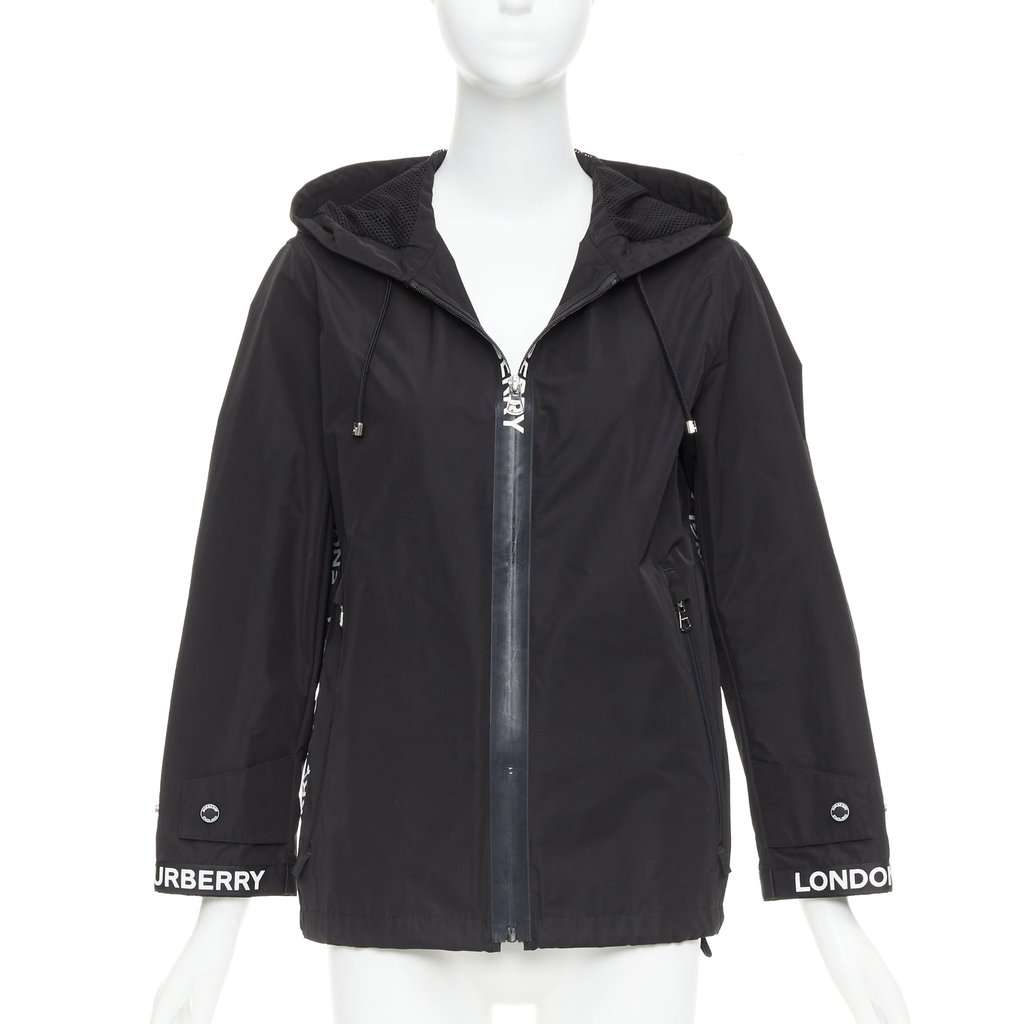 Burberry Black Polyester Coat Black Polyester Good condition - Front View
