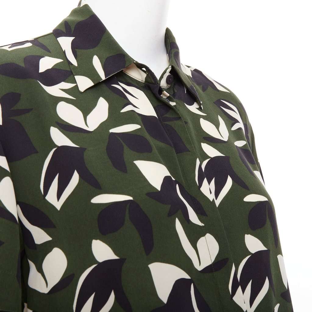 Unsigned Green Silk Jumpsuit Green Silk Very good condition - Back View