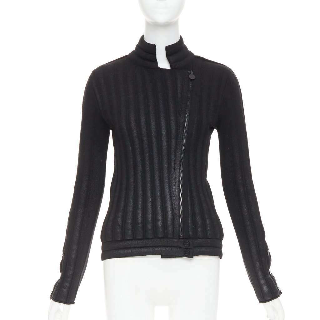 Chanel Black Wool Coat Black Wool Fair condition - Front View