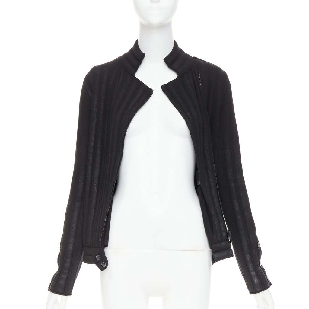 Chanel Black Wool Coat Black Wool Fair condition - Inside View