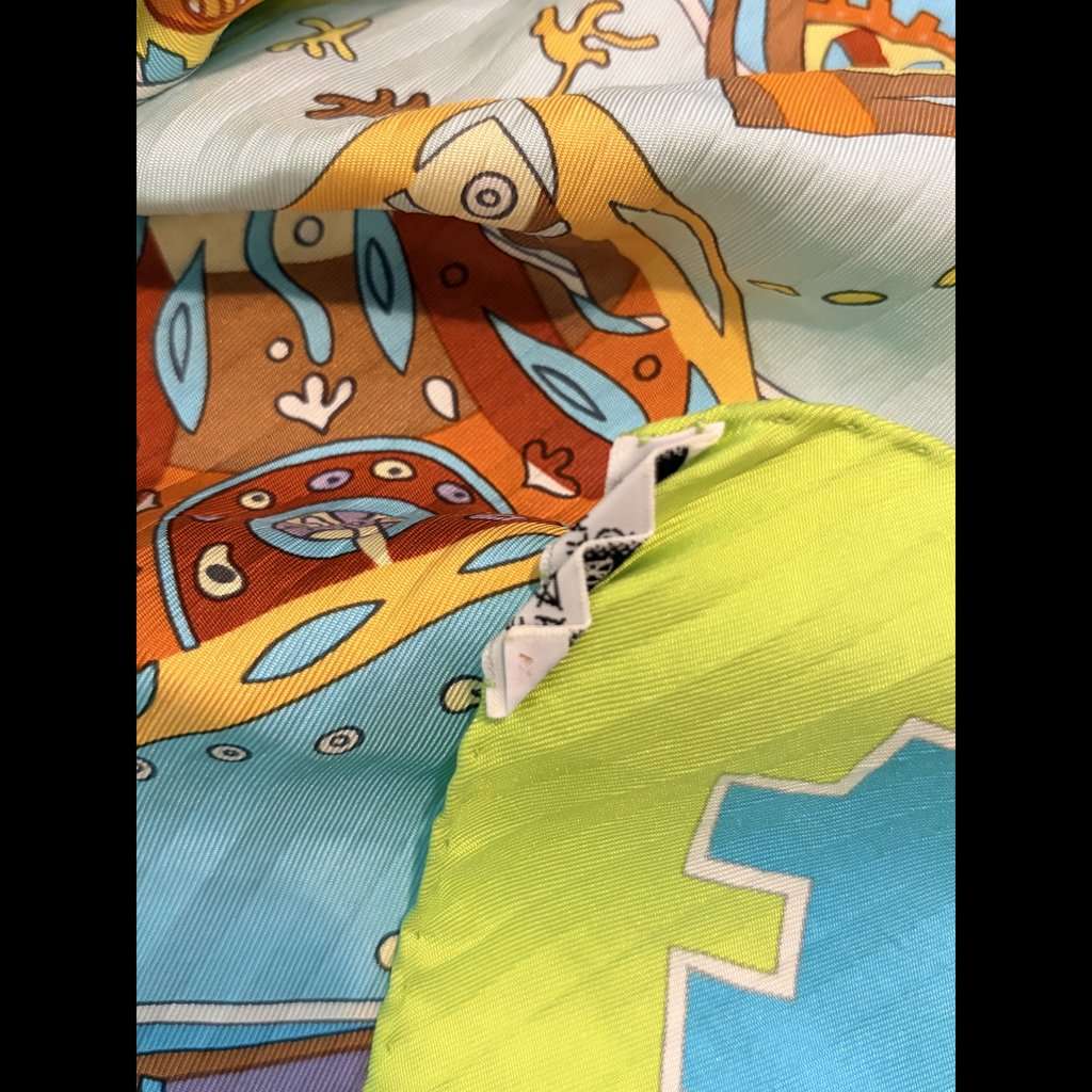 Hermès La Mécanique des Idées MultiColor Silk Very good condition - Inside View