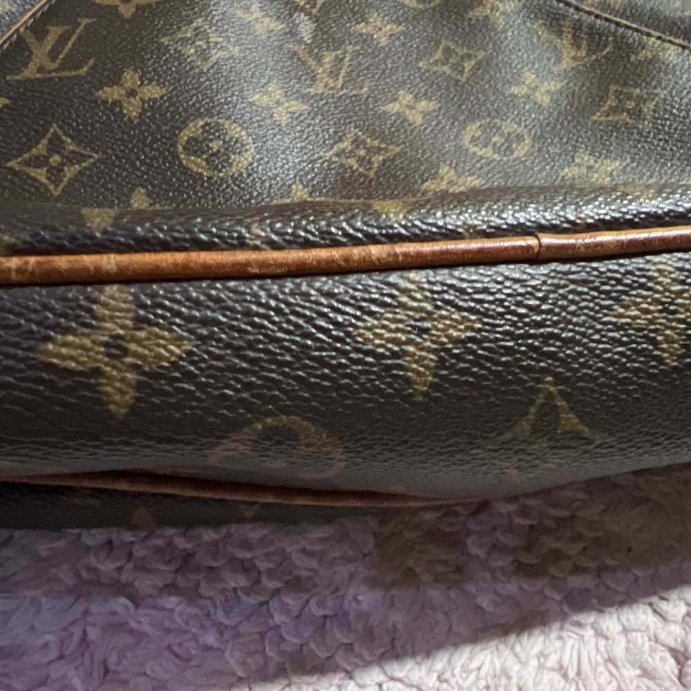 Louis Vuitton Monogram Thames PM Brown Canvas Leather Good - Inside View