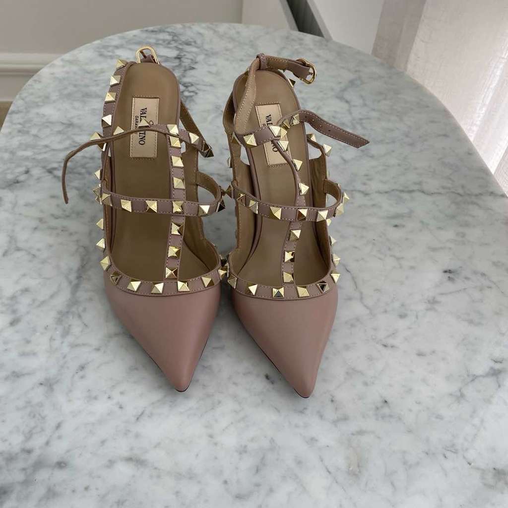 Valentino Garavani Rockstud pumps Brown Leather Never worn - Inside View