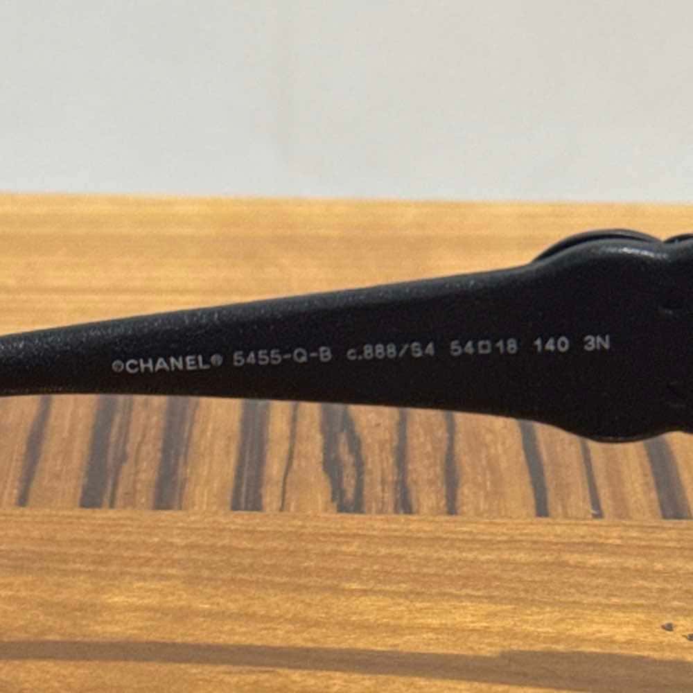 Chanel 5455Q C888/s4 Black Plastic Very good condition - Back View