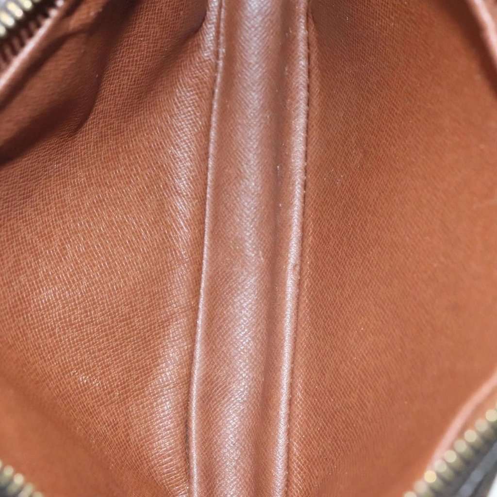 Louis Vuitton Clutch Bag Brown Canvas Good condition - Model View