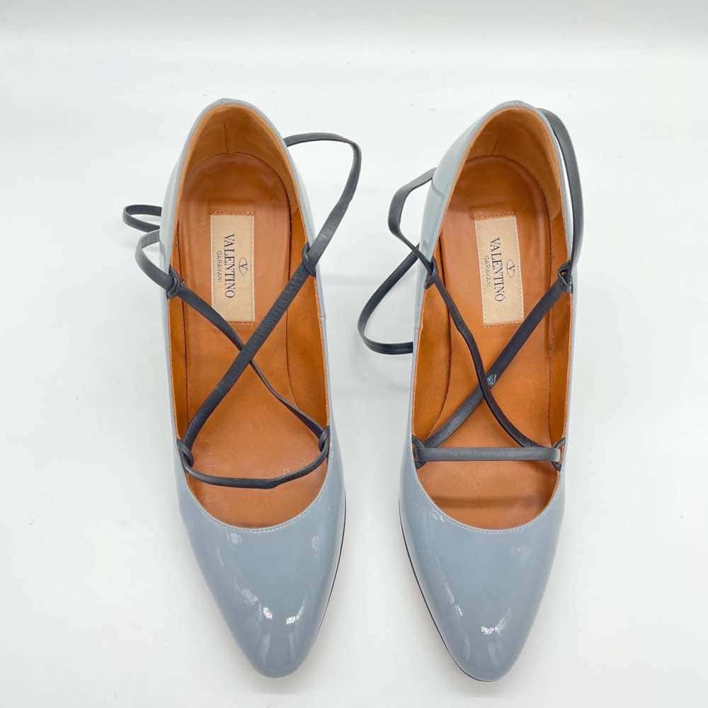 Valentino Garavani Pumps Grey Very good - Back View
