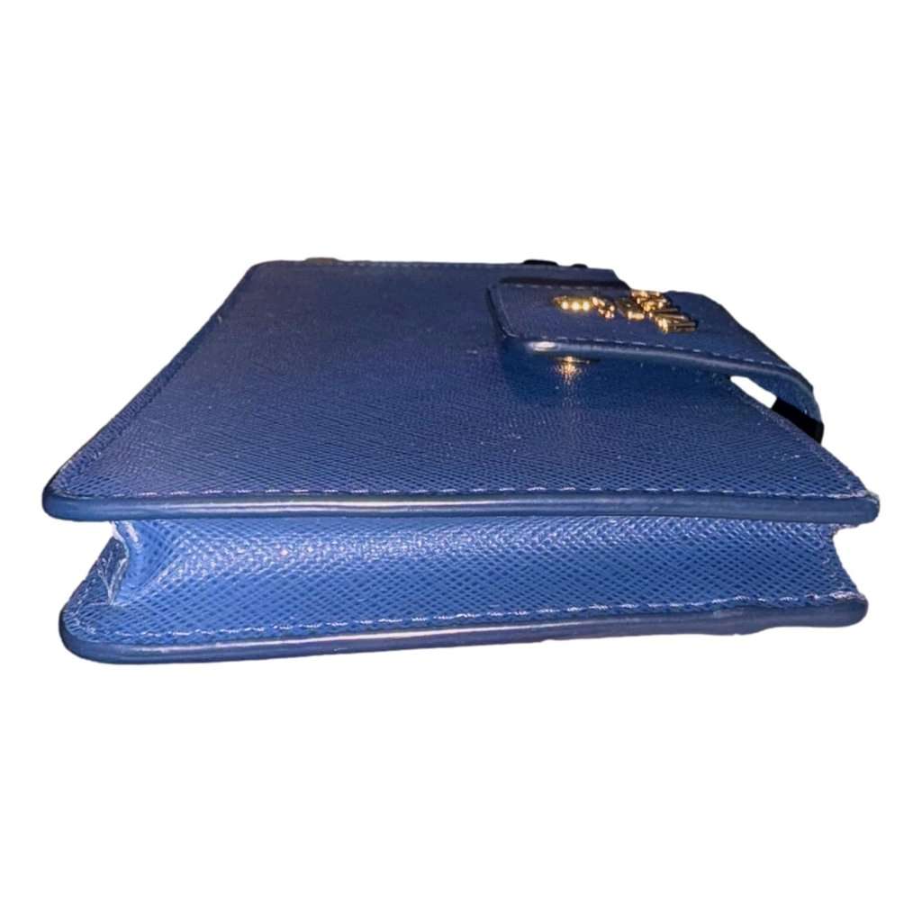 Prada Prada Saffiano Leather Blue Wristlet Clutch Wallet Blue Leather Good condition - Model View