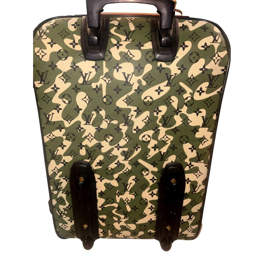 Louis Vuitton Louis Vuitton x Takashi Murakami Monogramouflage Pegase 60 Rolling Suitcase Green Leather Good condition - Box View