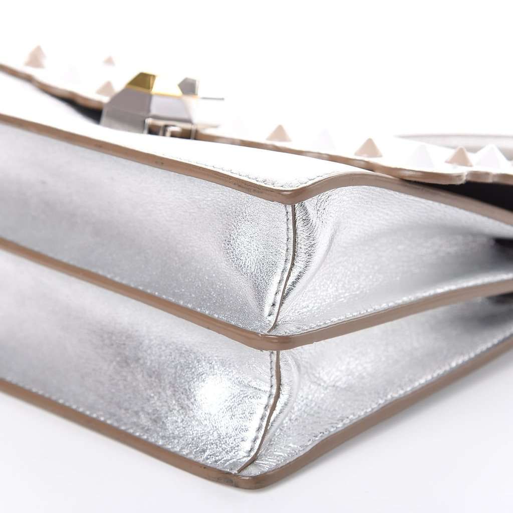 Fendi Fendi Kan I Metallic Silver Calfskin Scalloped Studded Bag Silver Leather Never worn - Box View