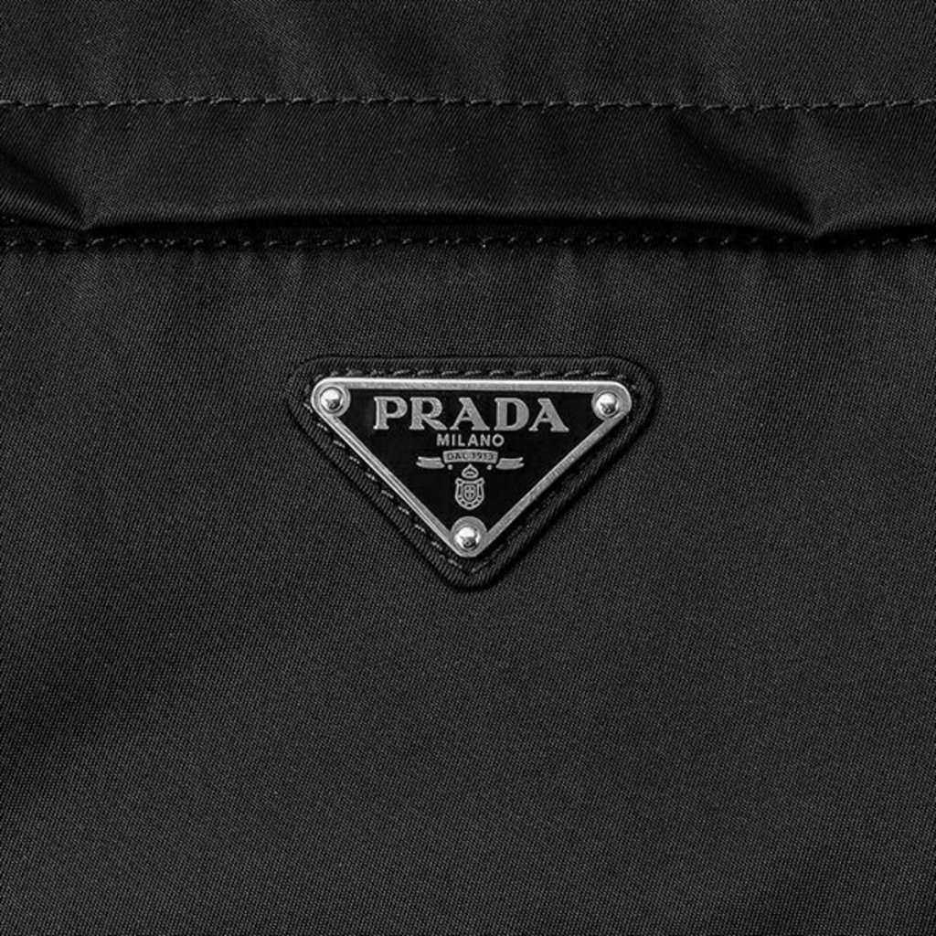 Prada Prada Marsupio Tessuto Nylon Triangle Logo Black Belt Bag Black Leather Never worn - Model View